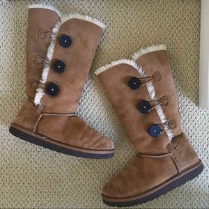 Women’s UGG Bailey Button Genuine Shearling Boot